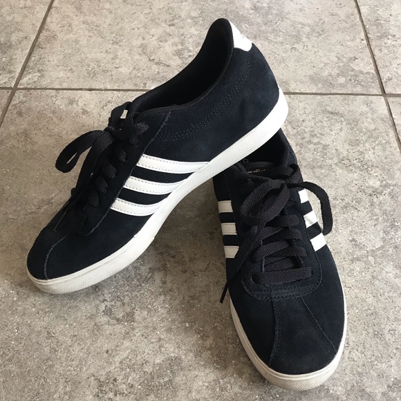 black adidas courtset